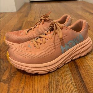 HOKA Rincon 3 sneakers